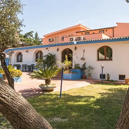 Park Ristorante Corallo 2* פוסאדה