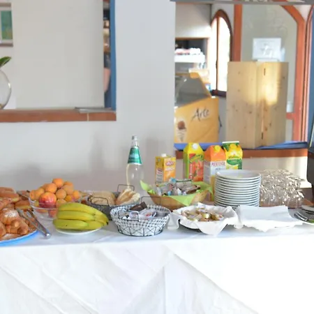 מלון Park Ristorante Corallo 2*